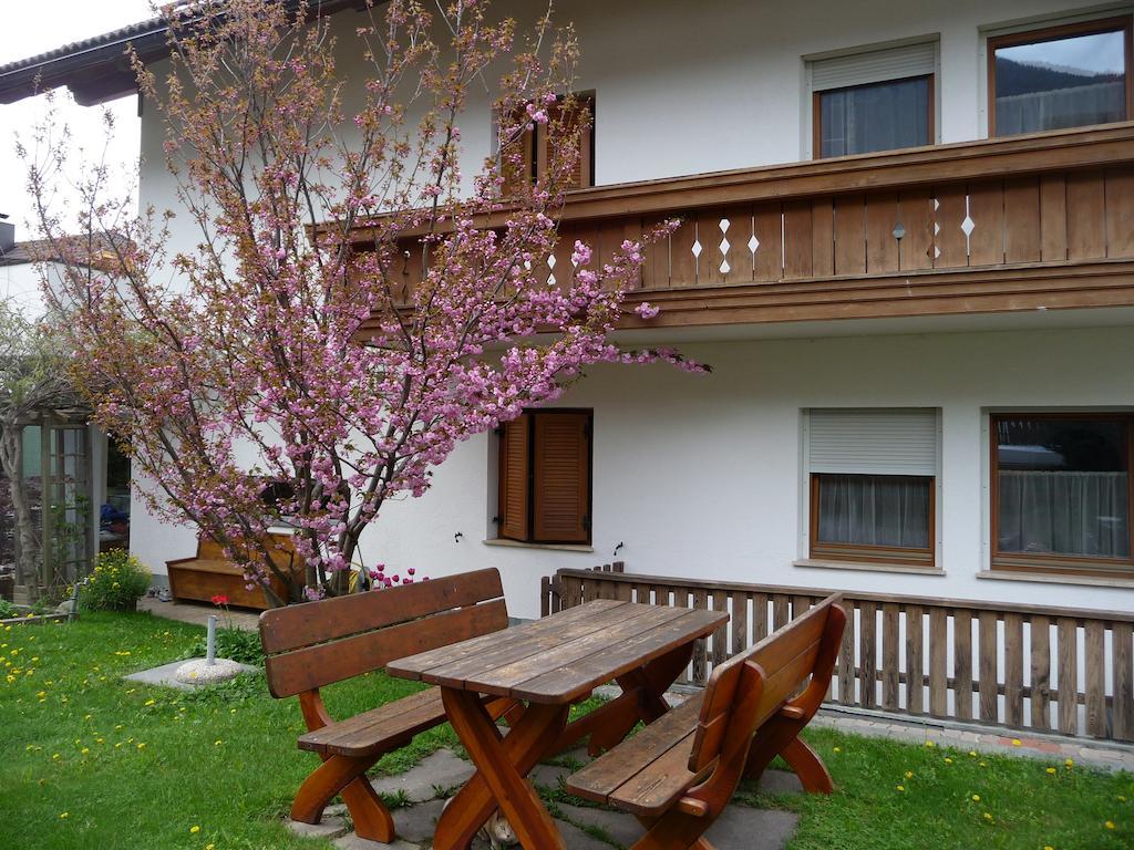 Apartments Ferdigg San Lorenzo di Sebato Room photo